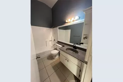 165 Racquet Club Drive, Compton, CA 90220 - Photo 34