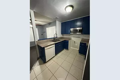 165 Racquet Club Drive, Compton, CA 90220 - Photo 14