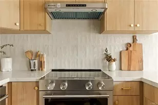 334 Gladys Ave, Long Beach, CA 90814 - Photo 10