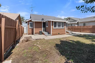 1036 W 107th, Los Angeles, CA 90044 - Photo 36