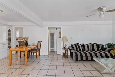 1036 W 107th, Los Angeles, CA 90044 - Photo 14