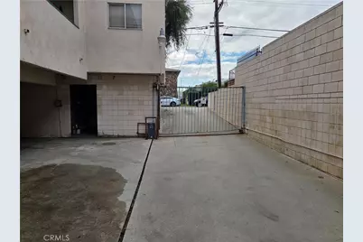 913 Victor #5, Inglewood, CA 90302 - Photo 28