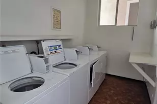 913 Victor, Inglewood, CA 90302 - Photo 22