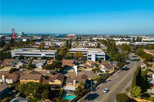 2042 W Beverly Dr, Orange, CA 92868 - Photo 32