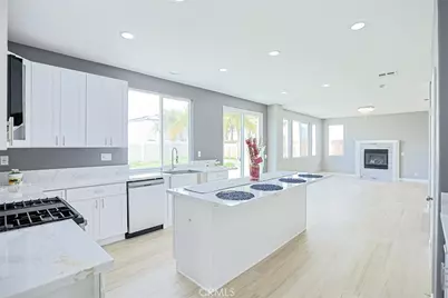 31945 Anthony Court, Menifee, CA 92584 - Photo 10