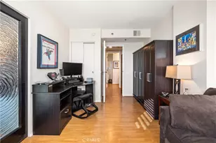 525 E Seaside, Long Beach, CA 90802 - Photo 36