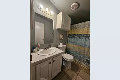 16600 Downey Avenue #27, Paramount, CA 90723 - Photo 6