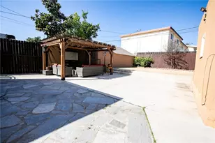 121 W Fairview, Inglewood, CA 90302 - Photo 28