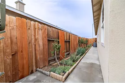 11961 Luna, Victorville, CA 92392 - Photo 18