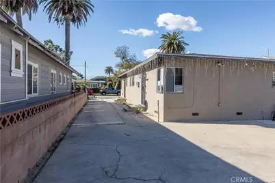 1056 Junipero, Long Beach, CA 90804 - Photo 12