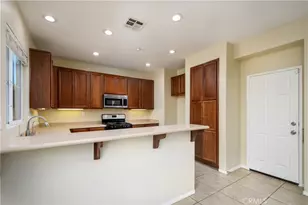 16442 El Revino Dr, Fontana, CA 92336 - Photo 8