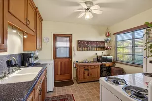 18528 Kingsdale, Redondo Beach, CA 90278 - Photo 22