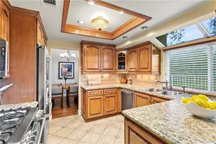 825 S Jacaranda Way, Anaheim Hills, CA 92807 - Photo 10