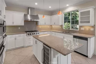 105 Kingfisher Ct, Long Beach, CA 90803 - Photo 12