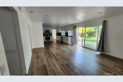 8803 Hummingbird Avenue, Fountain Valley, CA 92708 - Photo 18