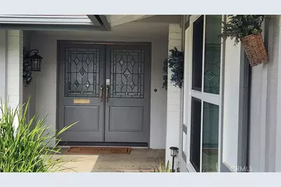 8803 Hummingbird Avenue, Fountain Valley, CA 92708 - Photo 2