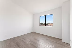 1168 E 10th St, Long Beach, CA 90813 - Photo 18