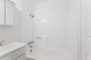 1168 E 10th St, Long Beach, CA 90813 - Photo 16