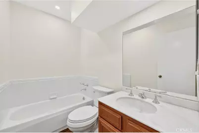 18360 Collins Street #E, Tarzana, CA 91356 - Photo 46