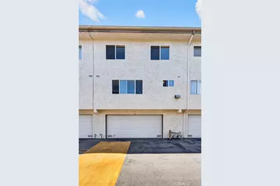 18360 Collins Street #E, Tarzana, CA 91356 - Photo 68