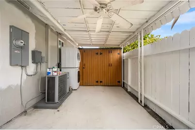 10238 Disney, Huntington Beach, CA 92646 - Photo 14
