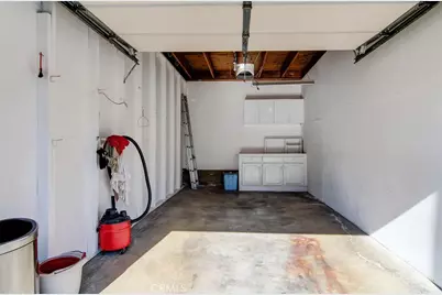 8409 Dory, Huntington Beach, CA 92646 - Photo 30