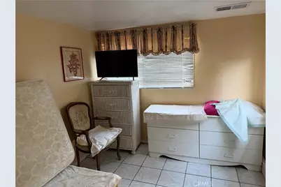 1439 W Kiama, Anaheim, CA 92802 - Photo 8