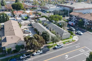 15954 Vermont, Paramount, CA 90723 - Photo 2