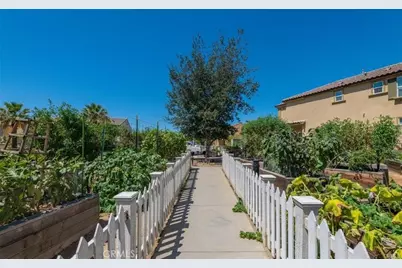 832 Mandarin, Upland, CA 91786 - Photo 40