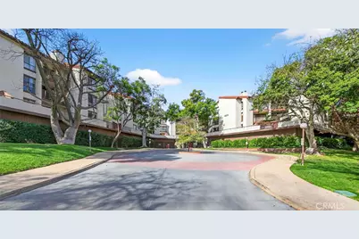 4210 Via Arbolada #220, Los Angeles, CA 90042 - Photo 2