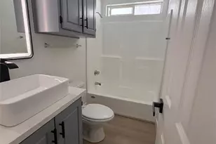 19127 Pioneer, Artesia, CA 90701 - Photo 8