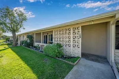 1240 Oakmont Road #52I, Seal Beach, CA 90740 - Photo 4