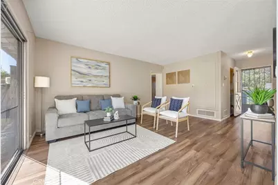 15330 Virginia Ave, Paramount, CA 90723 - Photo 4