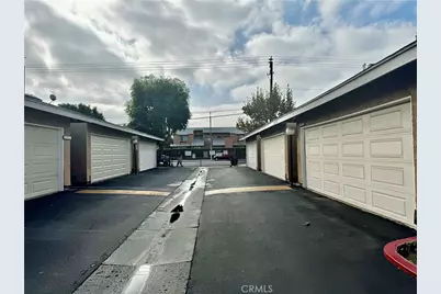 3913 W Hazard #D, Santa Ana, CA 92703 - Photo 34