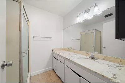 5500 Ackerfield Avenue #501, Long Beach, CA 90805 - Photo 12