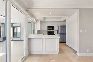 3018 S Pacific Ave, Santa Ana, CA 92704 - Photo 4