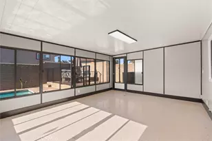 3018 S Pacific Ave, Santa Ana, CA 92704 - Photo 16