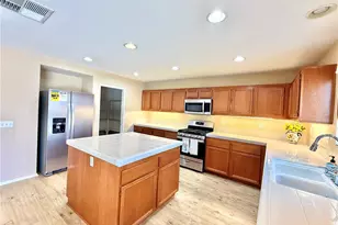 29064 Azara, Murrieta, CA 92563 - Photo 14