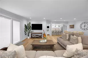 1671 Interlachen, Seal Beach, CA 90740 - Photo 14