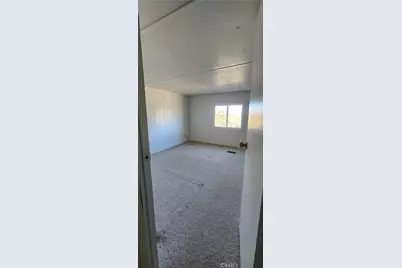 6042 Milne Road, Landers, CA 92285 - Photo 18