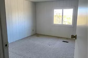 6042 Milne Rd, Landers, CA 92285 - Photo 18