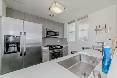 436 S Virgil Avenue #403, Los Angeles, CA 90020 - Photo 14