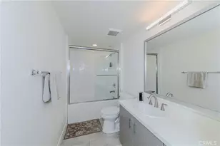 436 S Virgil Ave, Los Angeles, CA 90020 - Photo 18