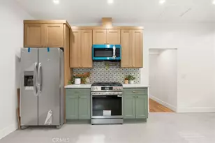 5850 Burwood Ave, Los Angeles, CA 90042 - Photo 18