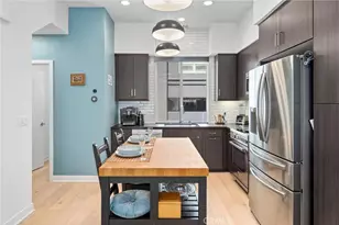 206 Alamo Ct, Long Beach, CA 90802 - Photo 2