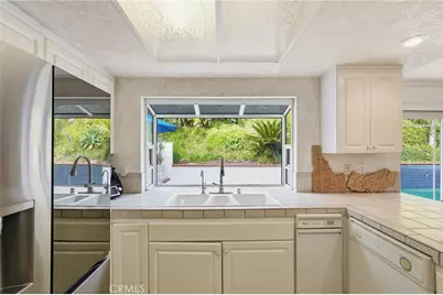 22443 Robin Oaks Terrace, Diamond Bar, CA 91765 - Photo 10