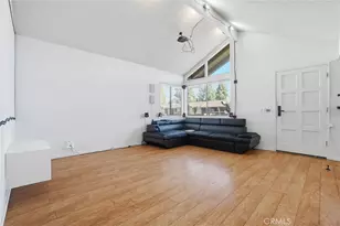 933 S Downey, Anaheim, CA 92804 - Photo 8