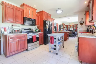 31582 Clay River Road, Barstow, CA 92311 - Photo 2