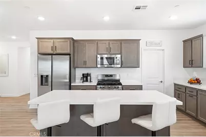 15294 Highland Park Court, Lake Elsinore, CA 92530 - Photo 6