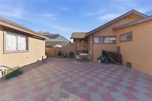 608 W 52nd, Los Angeles, CA 90037 - Photo 12